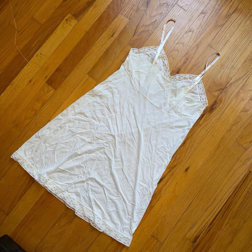 Vintage Ivory Full Slip Dress Lace Trim Adjustable Straps Off White Lingerie 36" - Picture 8 of 8
